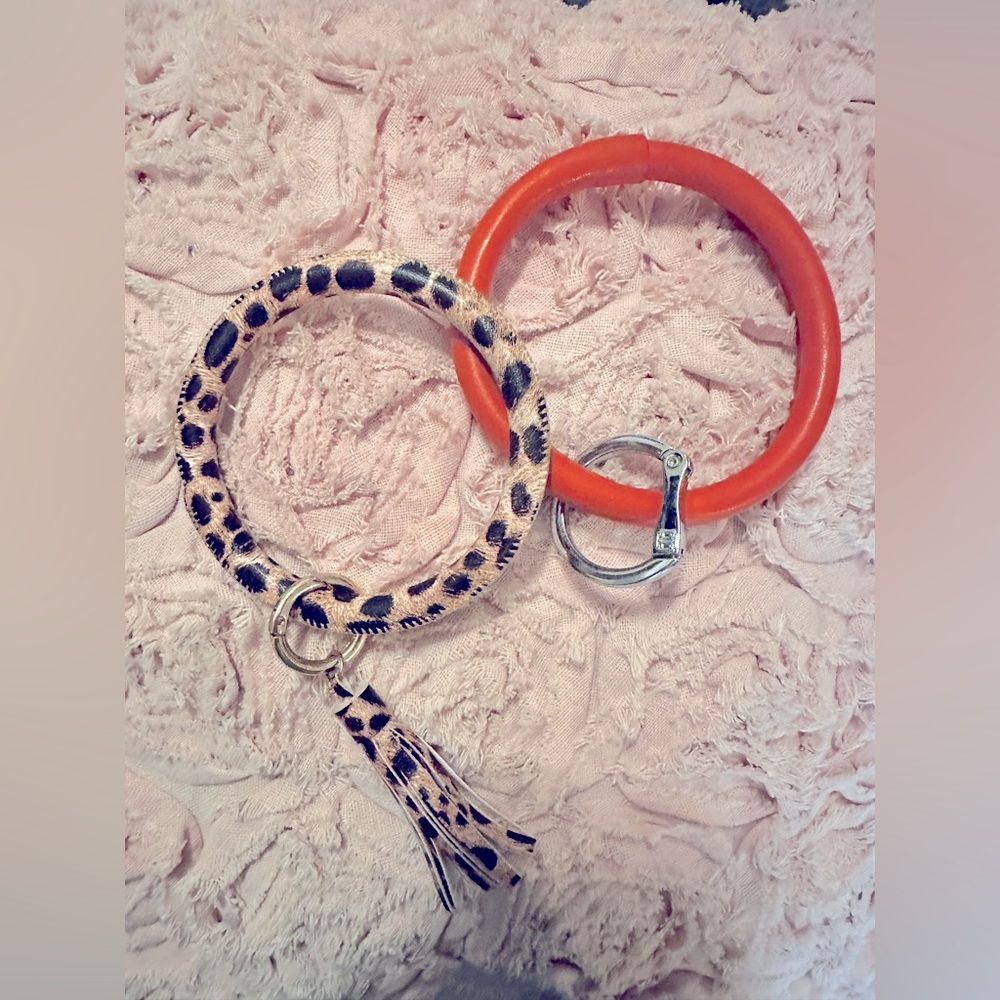 2 Keychain Wristlets